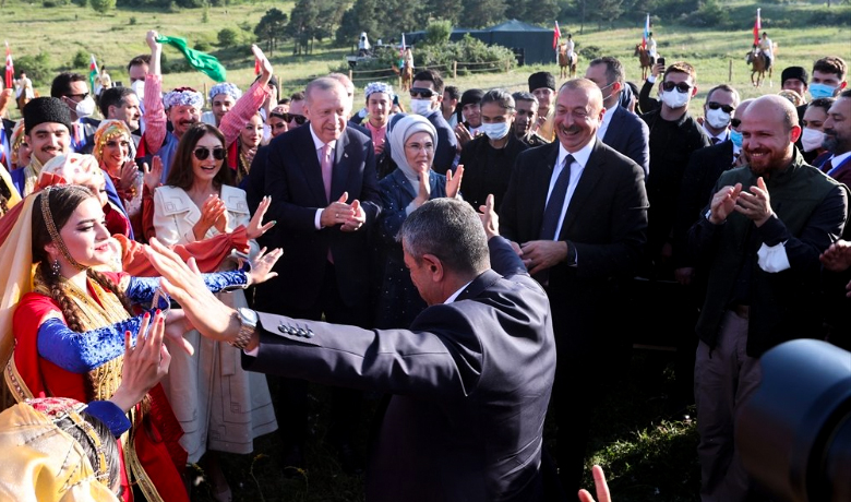 Erdoğan ve Aliyev Şuşa'da kutlama yaptı