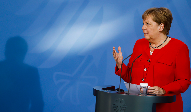 Merkel'den Macron'a Türkiye itirafı