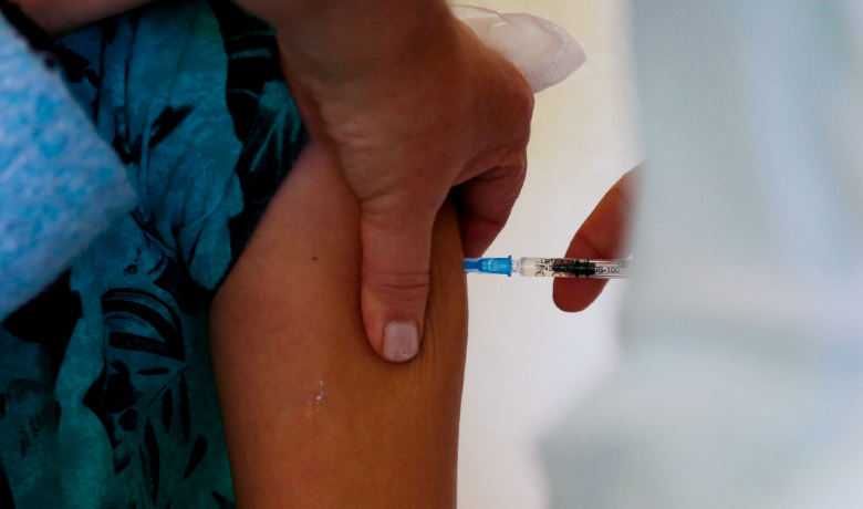 Koronavirüs geçirenlere tek doz aşı kararı