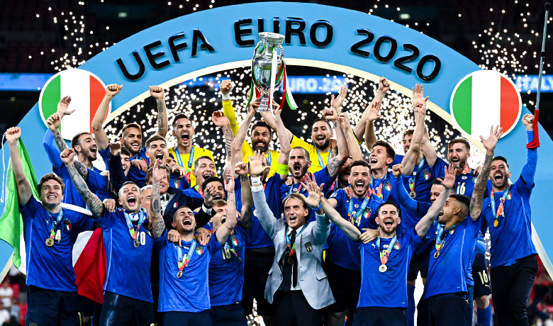 Euro 2020 şampiyonu Mancini'nin İtalya'sı