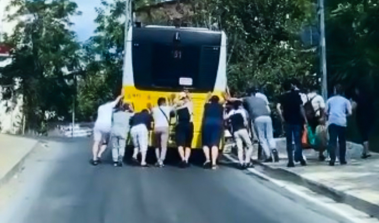 İmamoğlu'nun İBB'sinde otobüs skandalı
