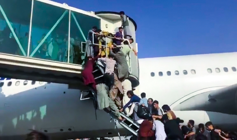 Kabil Havalimanı'ndan insanlık dışı görüntüler