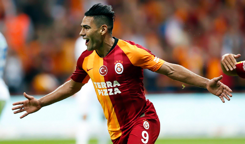 Falcao'dan Galatasaray'ı sevindirecek karar